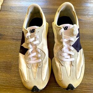New Balance 327 Men’s Shoe